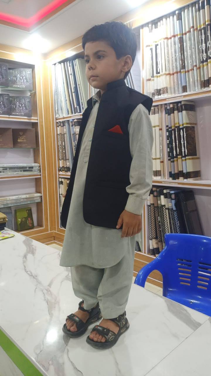 Kids traditional outfit